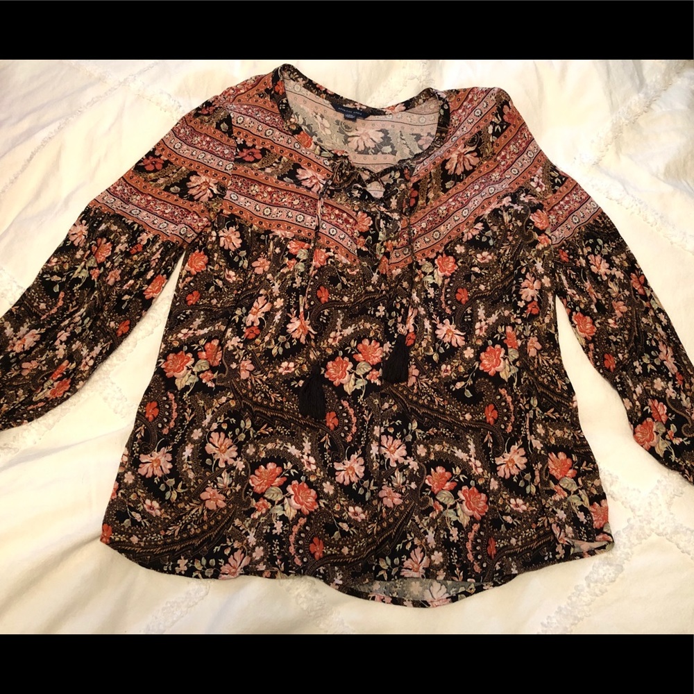 American Eagle Peasant top